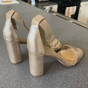 Ann Taylor Metallic Champagne Block Sandal